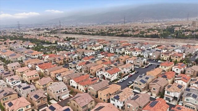 16061 Narni Lane, Fontana, CA 92336