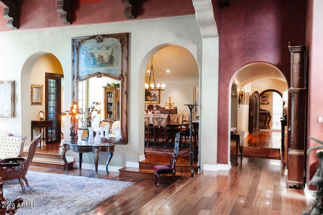 8500 N GOLF Drive, Paradise Valley, AZ 85253