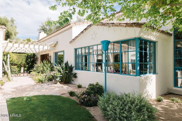 8500 N GOLF Drive, Paradise Valley, AZ 85253