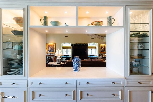 8500 N GOLF Drive, Paradise Valley, AZ 85253