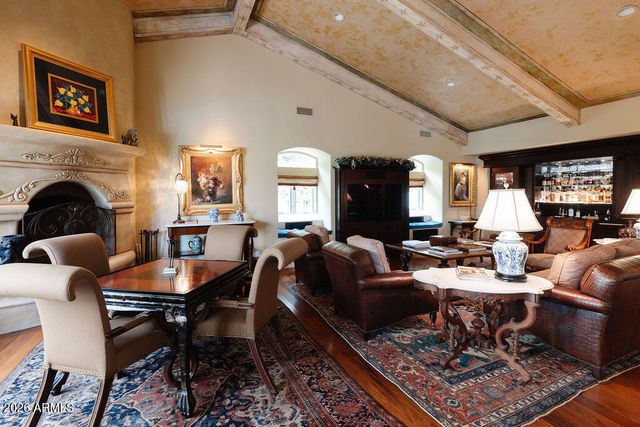 8500 N GOLF Drive, Paradise Valley, AZ 85253