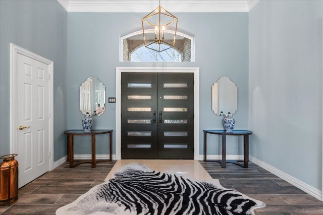 5211 Vicksburg Drive, Arlington, TX 76017