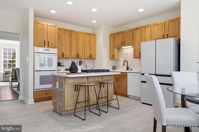 601 SPRINGHOUSE SQ SE, Leesburg, VA 20175