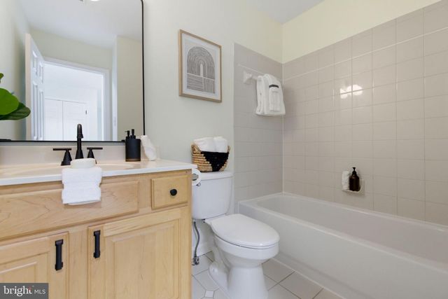 601 SPRINGHOUSE SQ SE, Leesburg, VA 20175