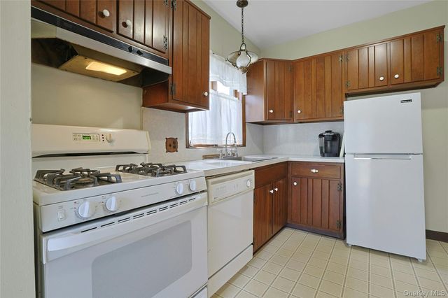 175 Washington Avenue, Pleasantville, NY 10570