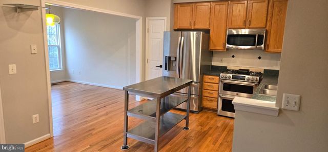 45689 PADDINGTON STATION, Sterling, VA 20166