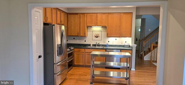 45689 PADDINGTON STATION, Sterling, VA 20166