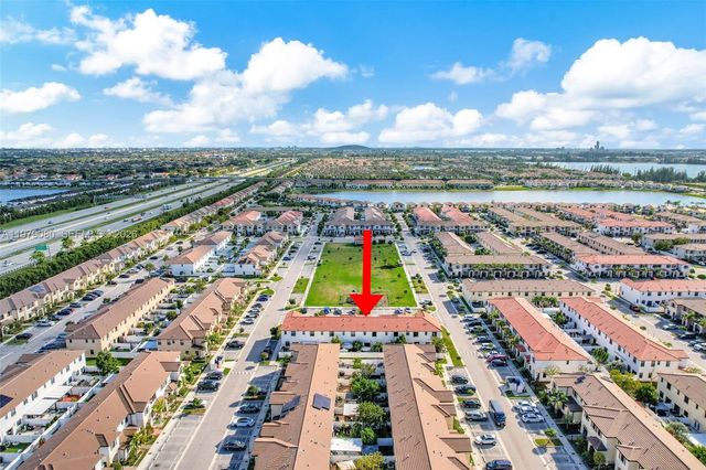 3321 W 105th Pl, Hialeah, FL 33018