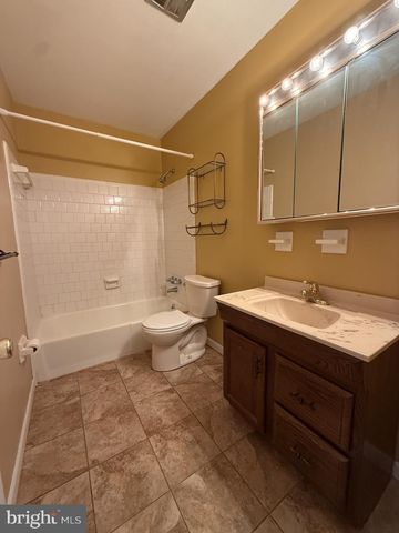 10106 KATHLEEN DR, Fort Washington, MD 20744