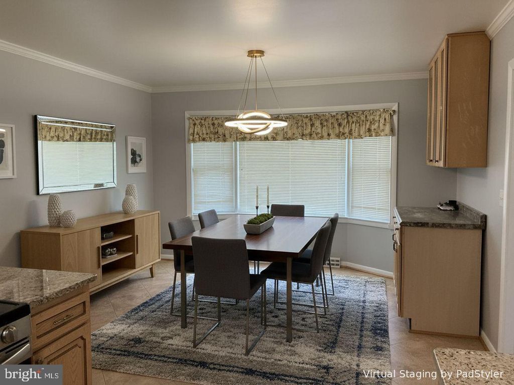 Image 16 of property listing at 10106 KATHLEEN DR, Fort Washington, MD 20744