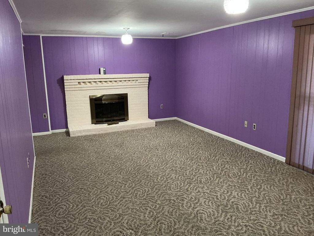 Image 31 of property listing at 10106 KATHLEEN DR, Fort Washington, MD 20744