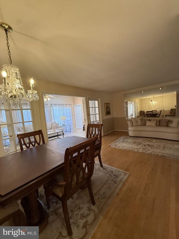 Image 7 of property listing at 10106 KATHLEEN DR, Fort Washington, MD 20744