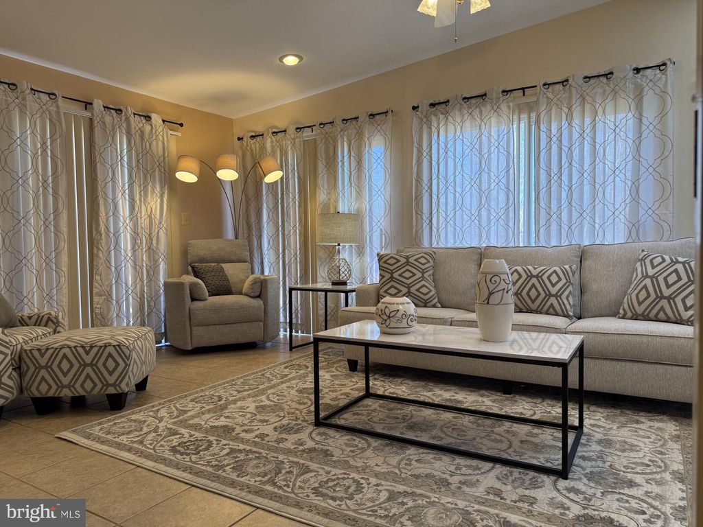 Image 9 of property listing at 10106 KATHLEEN DR, Fort Washington, MD 20744