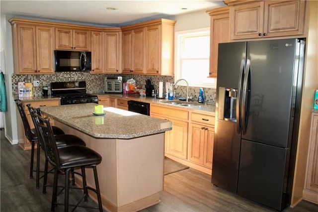 3738 N 123RD Street, Kansas City, KS 66109