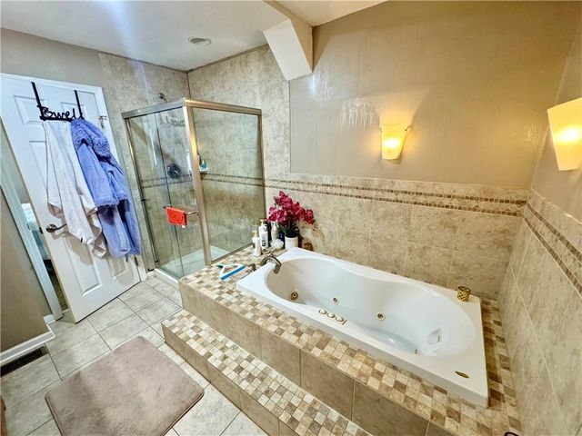 3738 N 123RD Street, Kansas City, KS 66109