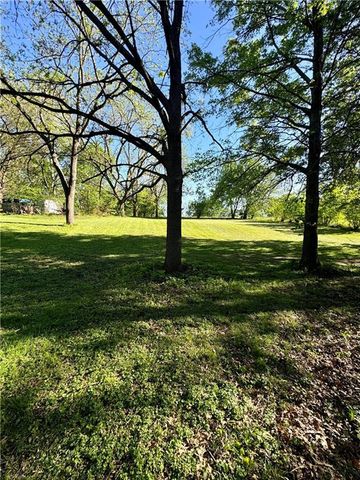 3738 N 123RD Street, Kansas City, KS 66109