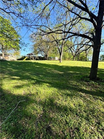 3738 N 123RD Street, Kansas City, KS 66109