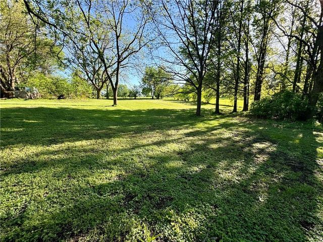 3738 N 123RD Street, Kansas City, KS 66109