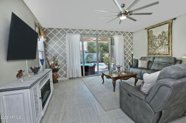 1000 W ANGUS Road, San Tan Valley, AZ 85143