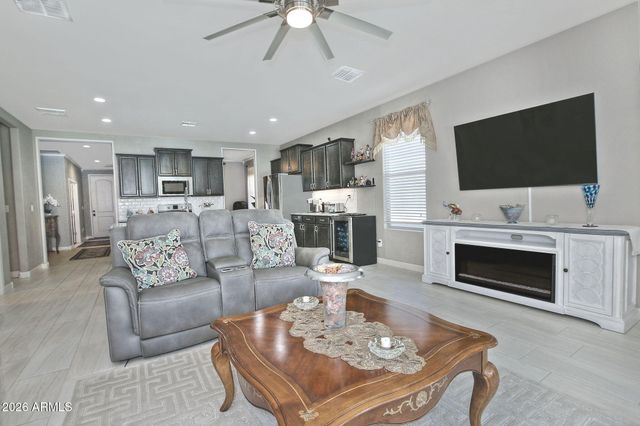 1000 W ANGUS Road, San Tan Valley, AZ 85143