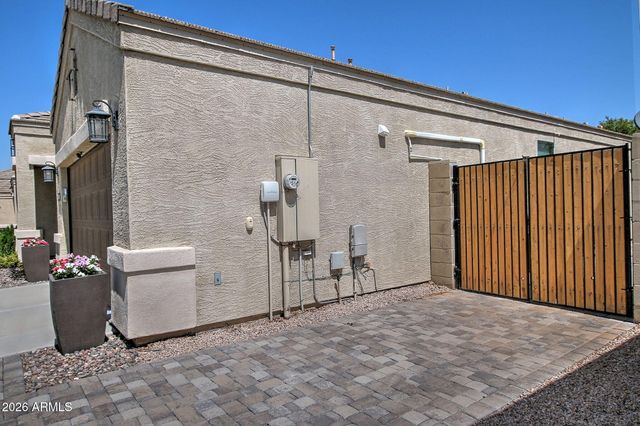 1000 W ANGUS Road, San Tan Valley, AZ 85143