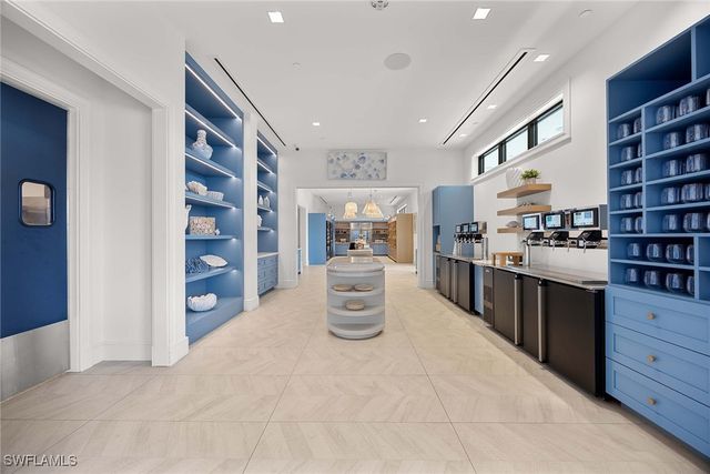 828 Hideaway CIR E 4-434, Marco Island, FL 34145