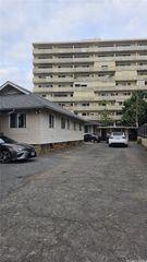 1348 Wilder Avenue C, Honolulu, HI 96822