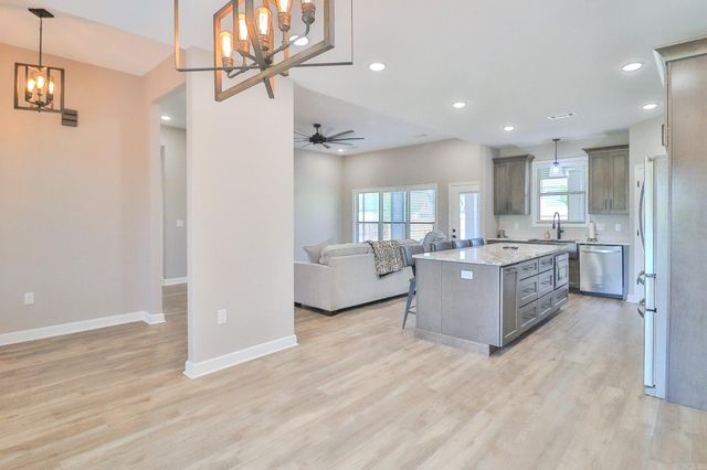 1501 S 30th Street, Paragould, AR 72450