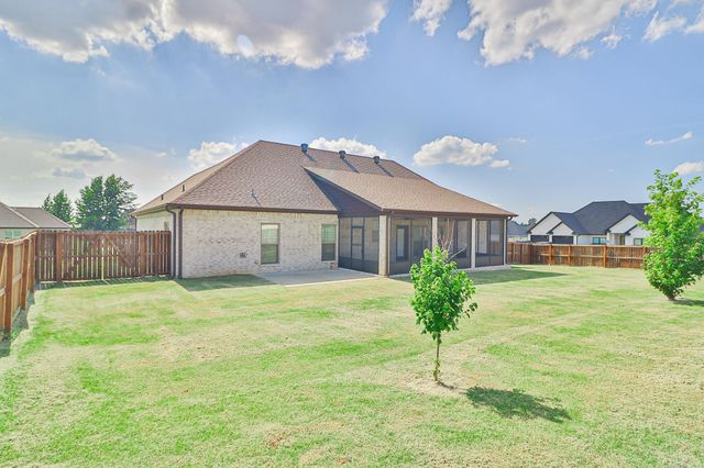 1501 S 30th Street, Paragould, AR 72450