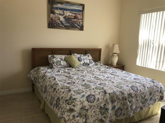2060 ROYAL VISTA COURT, Orlando, FL 32817