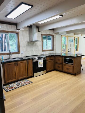 590 Marilyn Way, Arnold, CA 95223