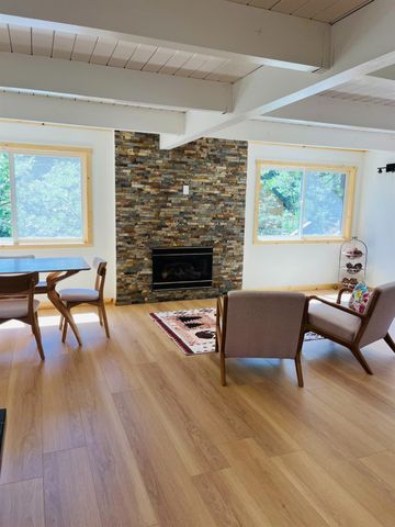 590 Marilyn Way, Arnold, CA 95223