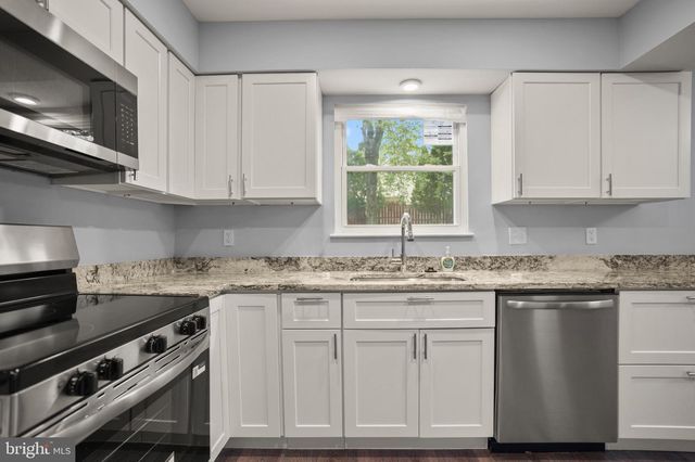 10 IRON BOLT CT, Catonsville, MD 21228