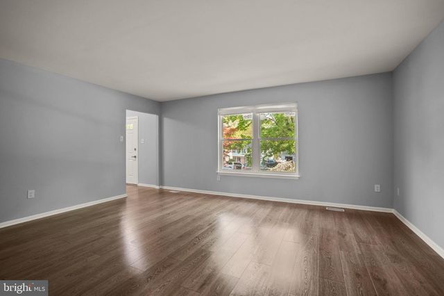 10 IRON BOLT CT, Catonsville, MD 21228