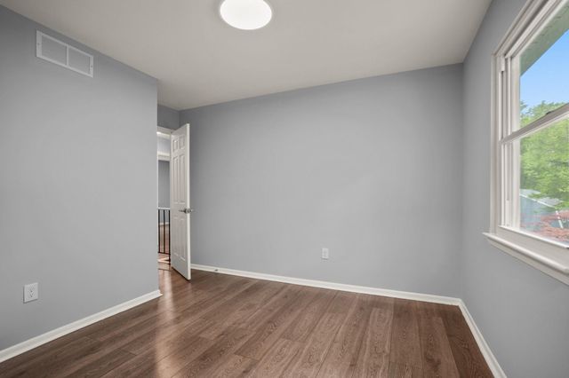 10 IRON BOLT CT, Catonsville, MD 21228