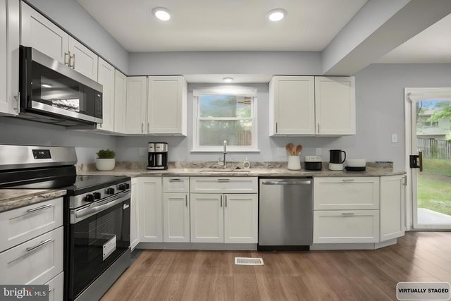 10 IRON BOLT CT, Catonsville, MD 21228