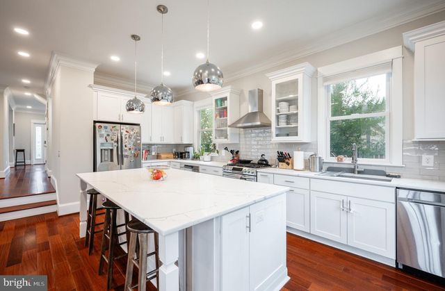 106 E OXFORD AVE E, Alexandria, VA 22301