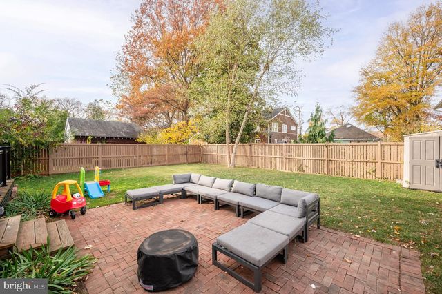 106 E OXFORD AVE E, Alexandria, VA 22301