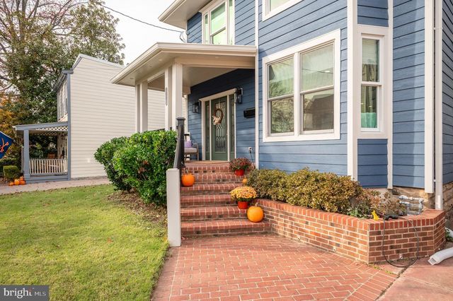 106 E OXFORD AVE E, Alexandria, VA 22301