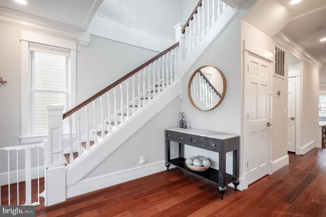 106 E OXFORD AVE E, Alexandria, VA 22301