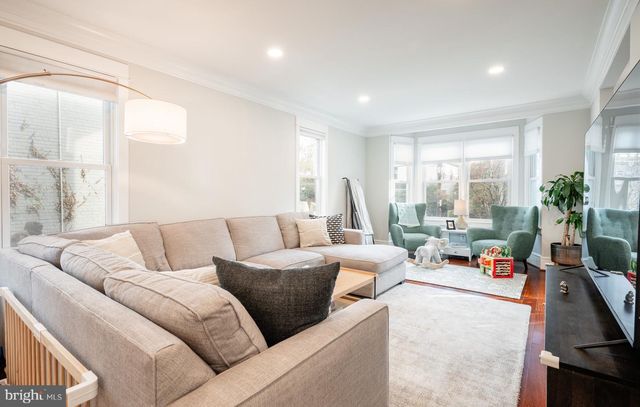 106 E OXFORD AVE E, Alexandria, VA 22301