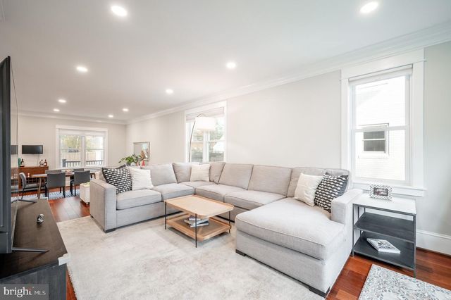 106 E OXFORD AVE E, Alexandria, VA 22301