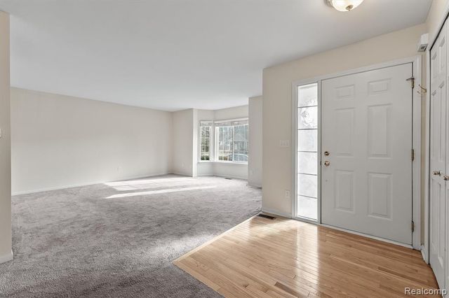 1513 Anne Drive, Royal Oak, MI 48067