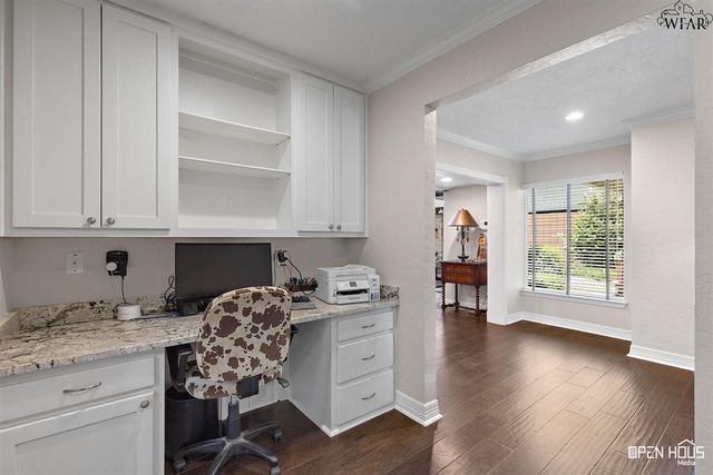 2302 FARINGTON ROAD, Wichita Falls, TX 76308