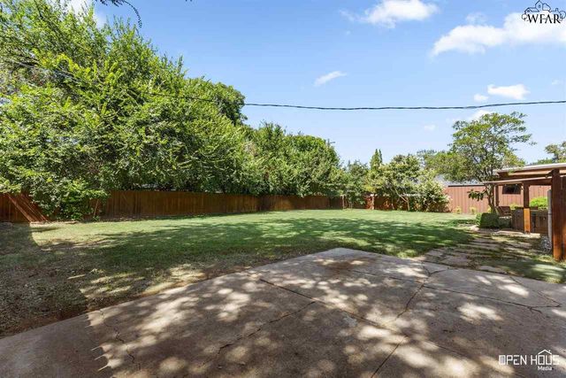 2302 FARINGTON ROAD, Wichita Falls, TX 76308