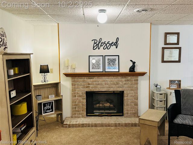 12324 Nantucket Drive 1, Green Oak Township, MI 48178