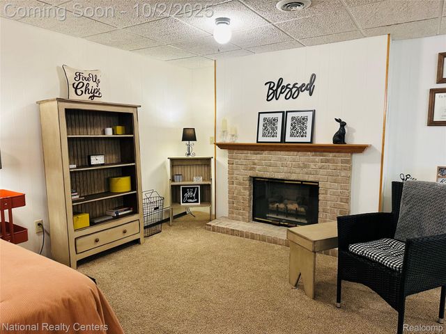 12324 Nantucket Drive 1, Green Oak Township, MI 48178