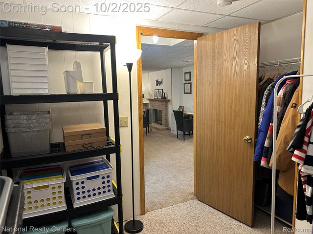 12324 Nantucket Drive 1, Green Oak Township, MI 48178