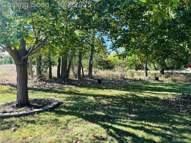 12324 Nantucket Drive 1, Green Oak Township, MI 48178