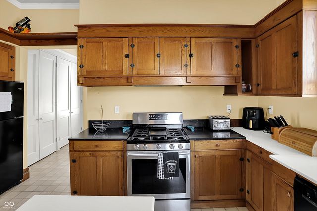 210 S Jackson Street, Hartsville, IN 47244